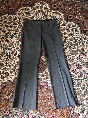 Elie Tahari Gray Virgin Wool and Elastane Dress Trousers, Size 8